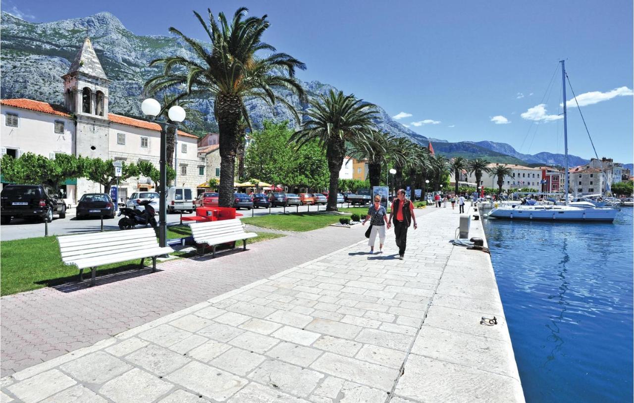 Lovely Apartment In Makarska With Wifi المظهر الخارجي الصورة